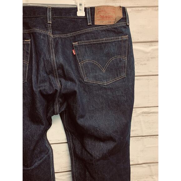 NWOT Mens LEVI Jeans 501 Original Size 46x31 Straight Leg Button Fly Dark Wash - Picture 7 of 14